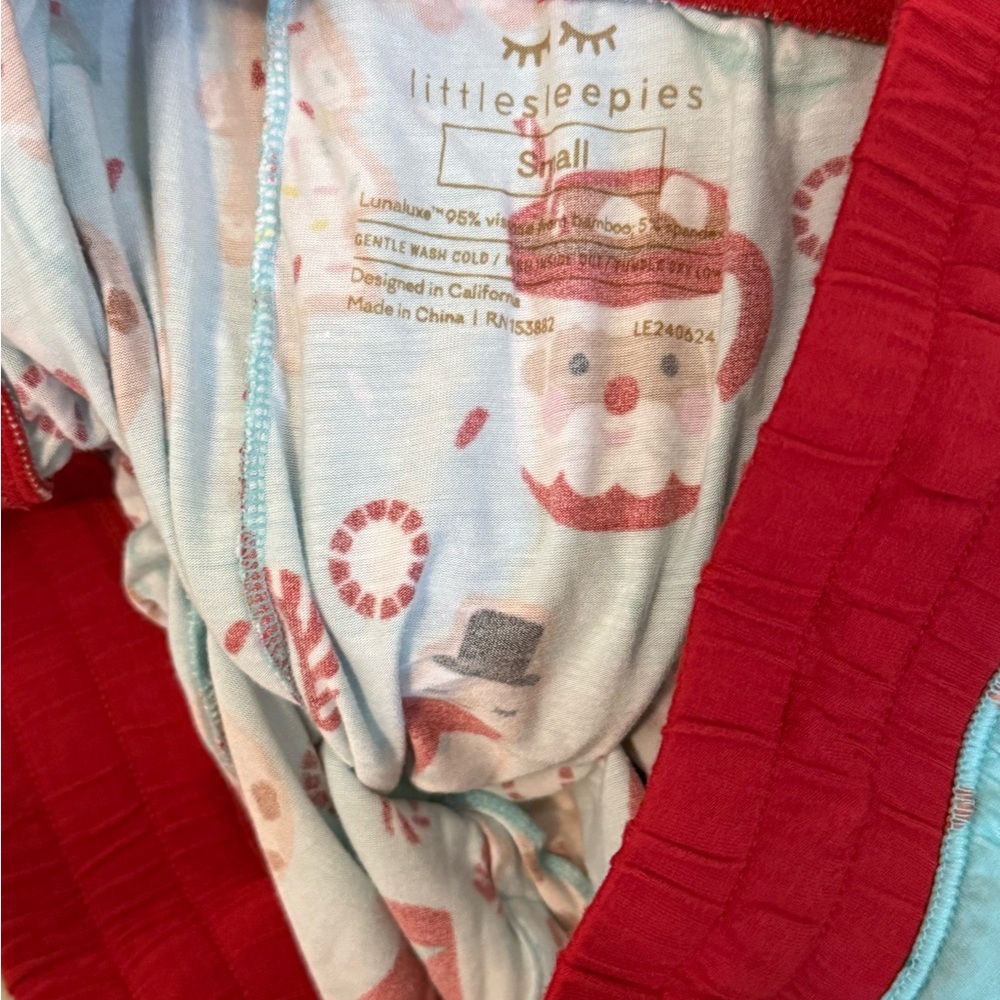 Little Sleepies - peppermint mocha 
Bottoms